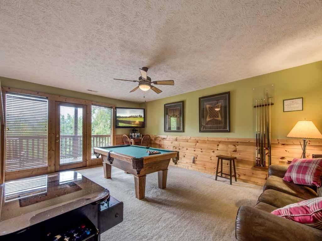 Highpoint Escape Villa Gatlinburg Exterior photo