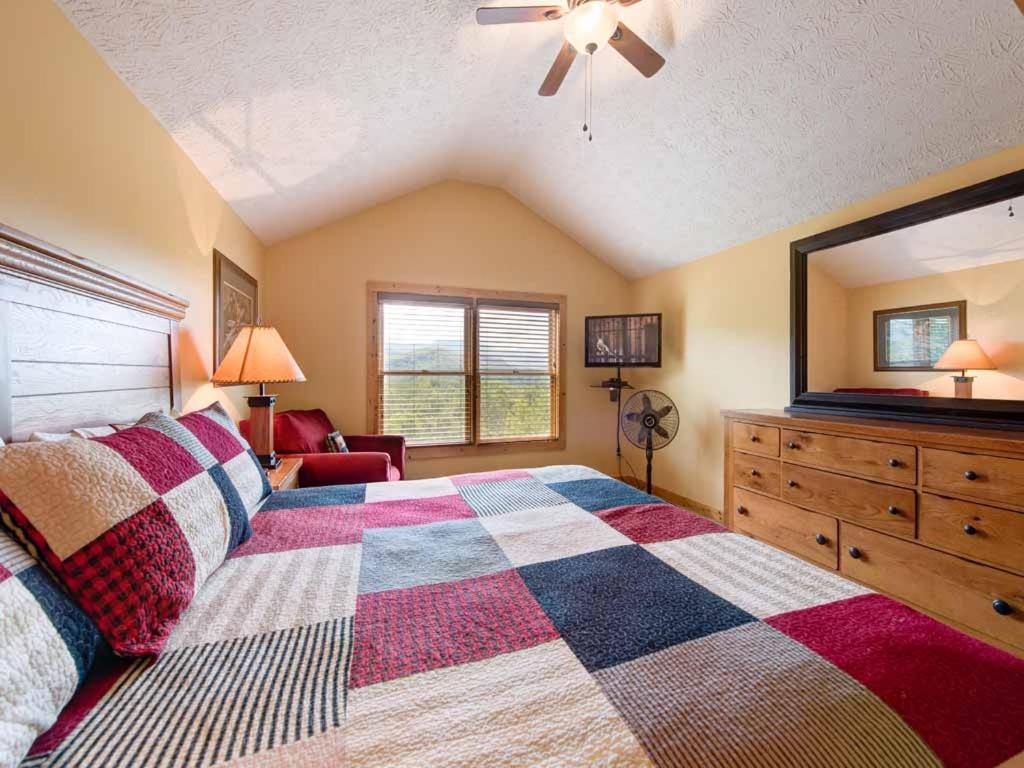 Highpoint Escape Villa Gatlinburg Exterior photo