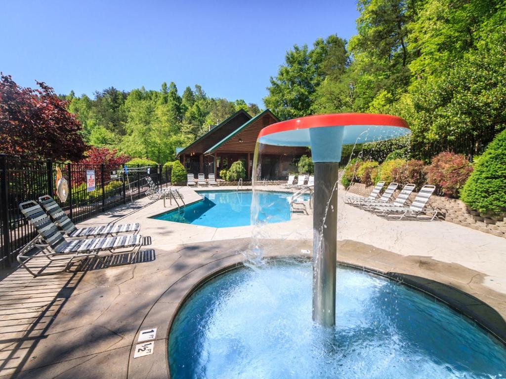 Highpoint Escape Villa Gatlinburg Exterior photo